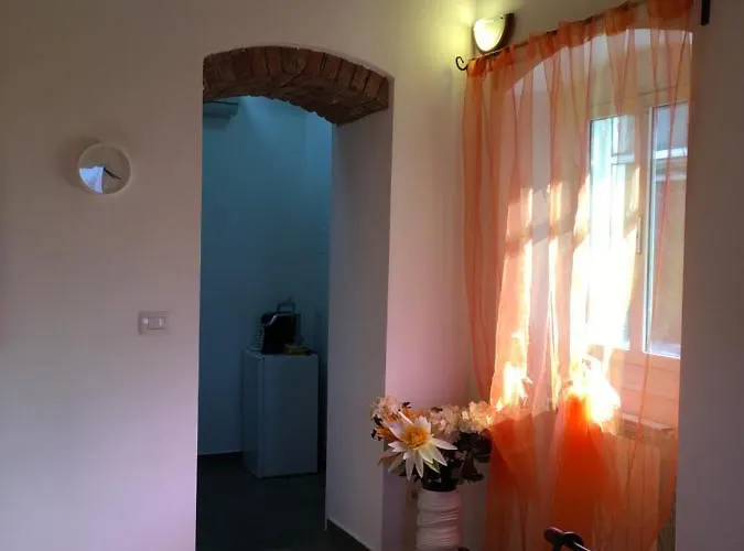 Trilogy Гостевой дом 4*